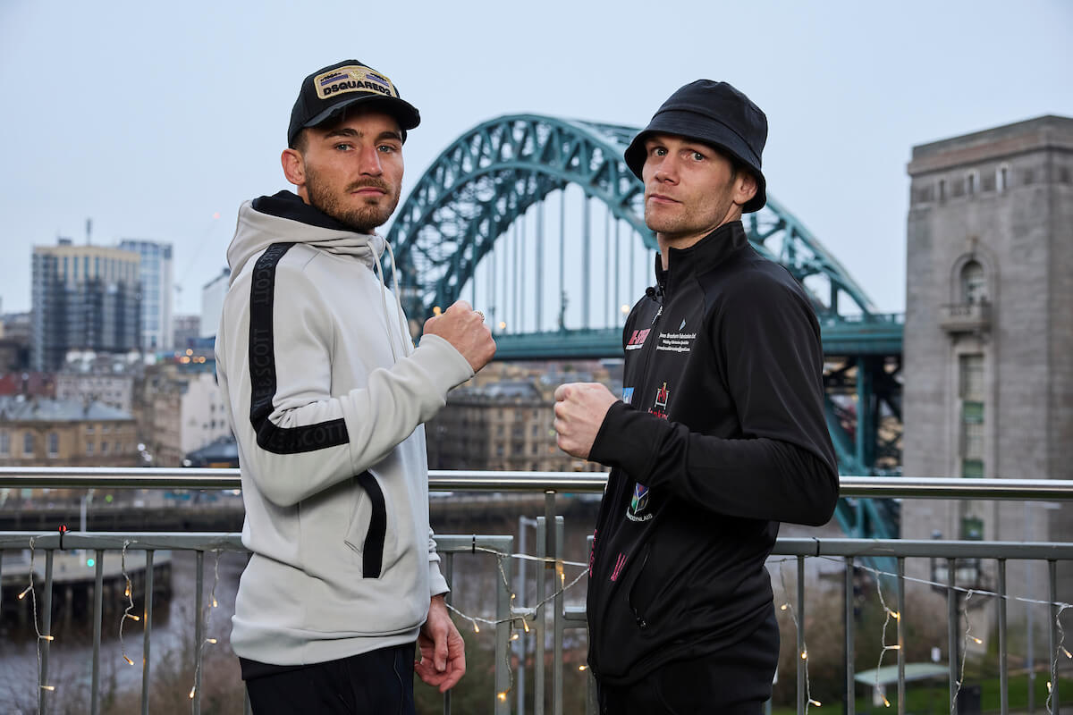 Cyrus Pattinson y Chris Jenkins llegan al peso para el enfrentamiento llamado "prueba de fuego" - Newcastle