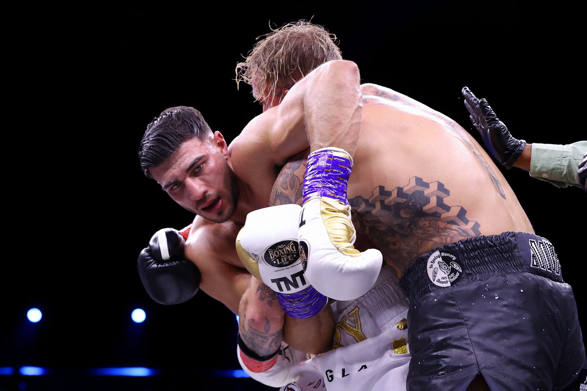 Tommy Fury Survives Late Knockdown To Defeat Rival Jake Paul Via Split Decision