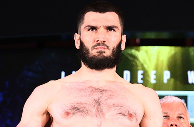 Hopefully age catches up with Beterbiev says title challenger’s brother 