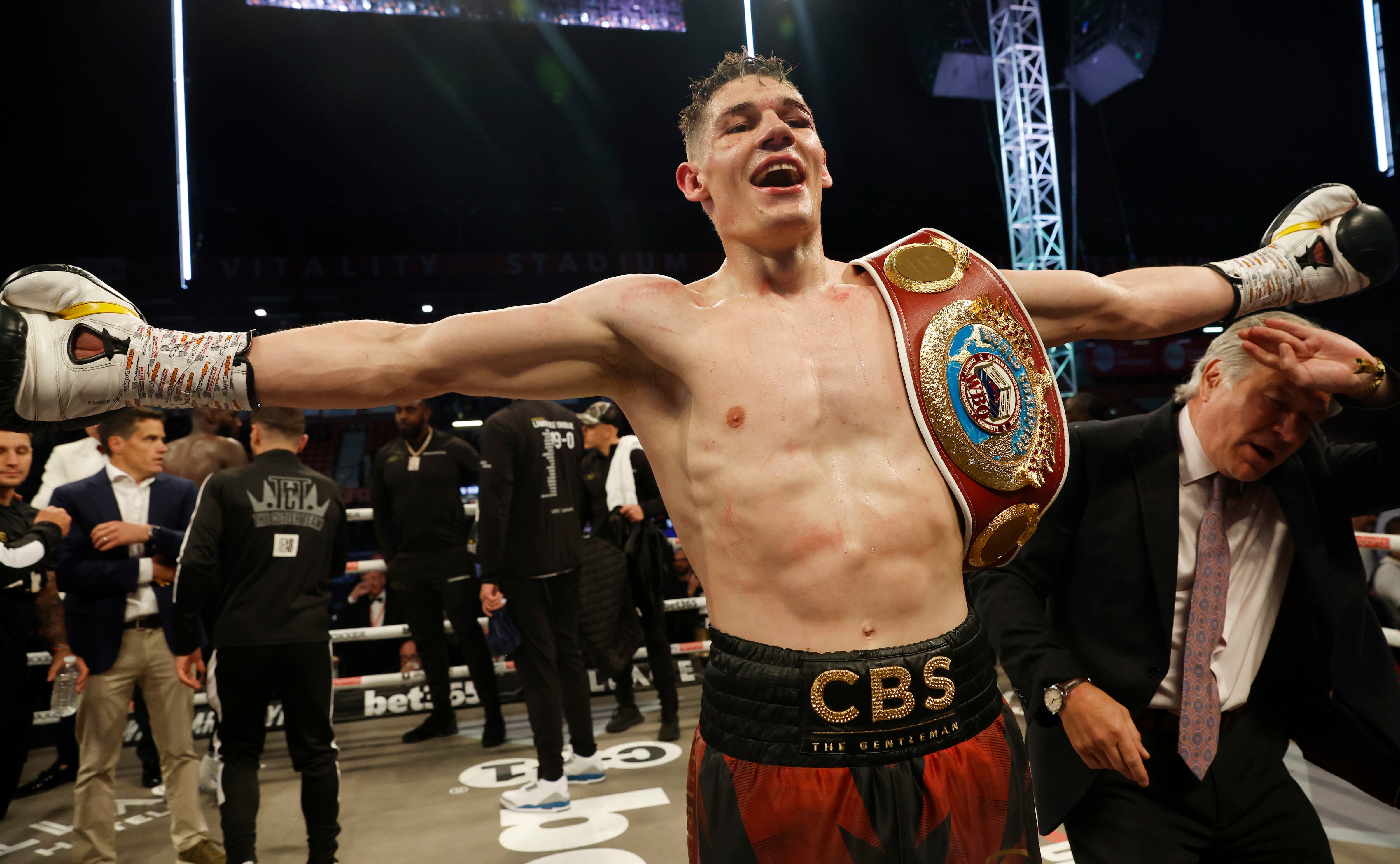 Chris Billam-Smith dethrones Lawrence Okolie to claim WBO world cruiserweight title