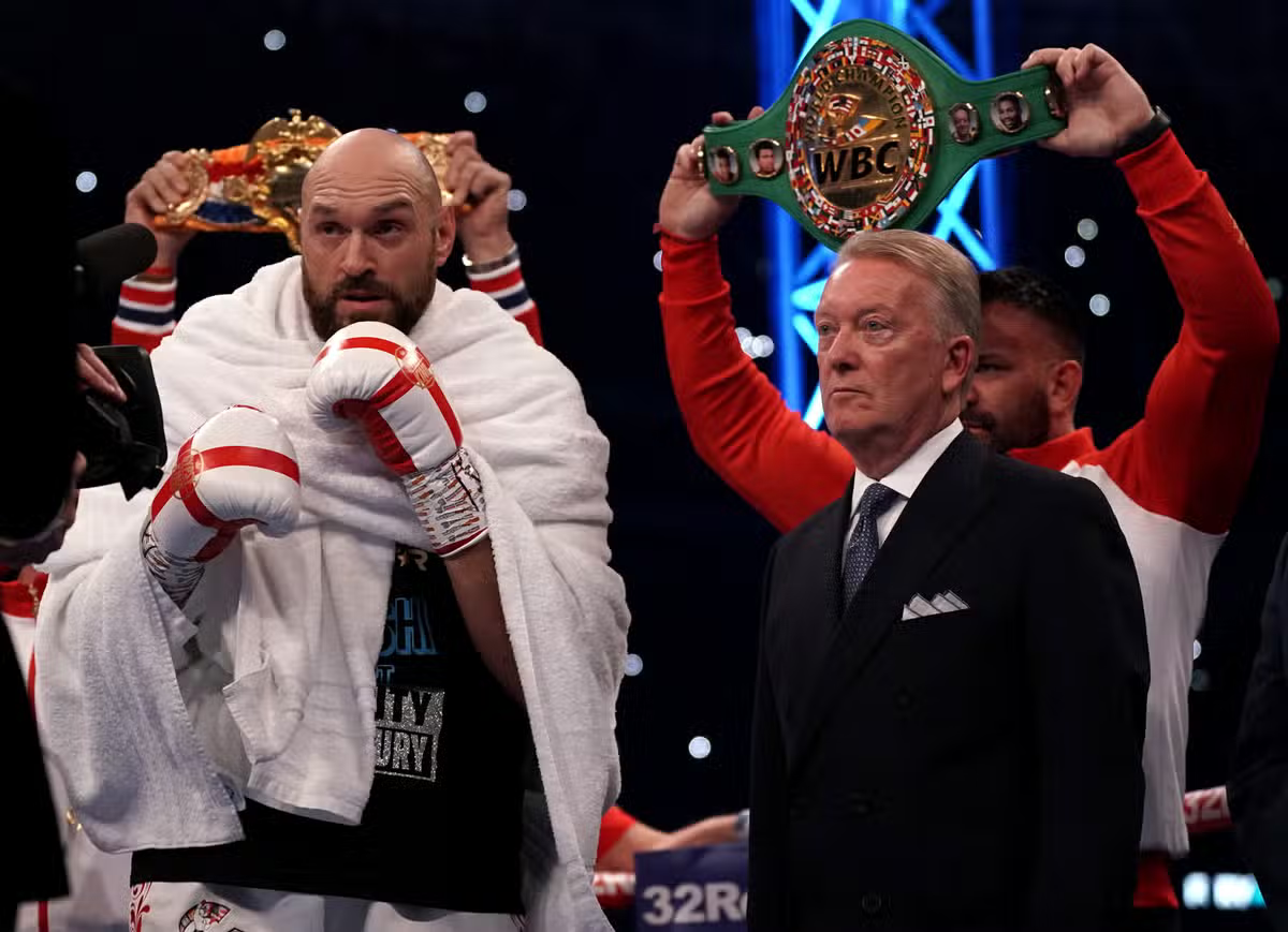 Frank Warren blames Usyk & Joshua for fights with Fury collapsing at the negotiating table 