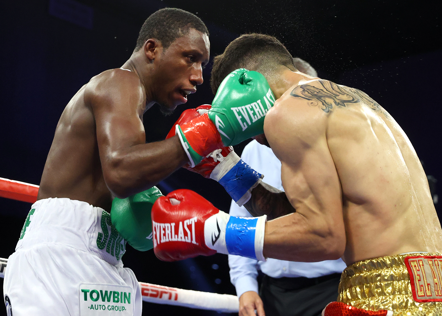 Carrington steals the Top Rank show with thunderous, marvelous knockout win