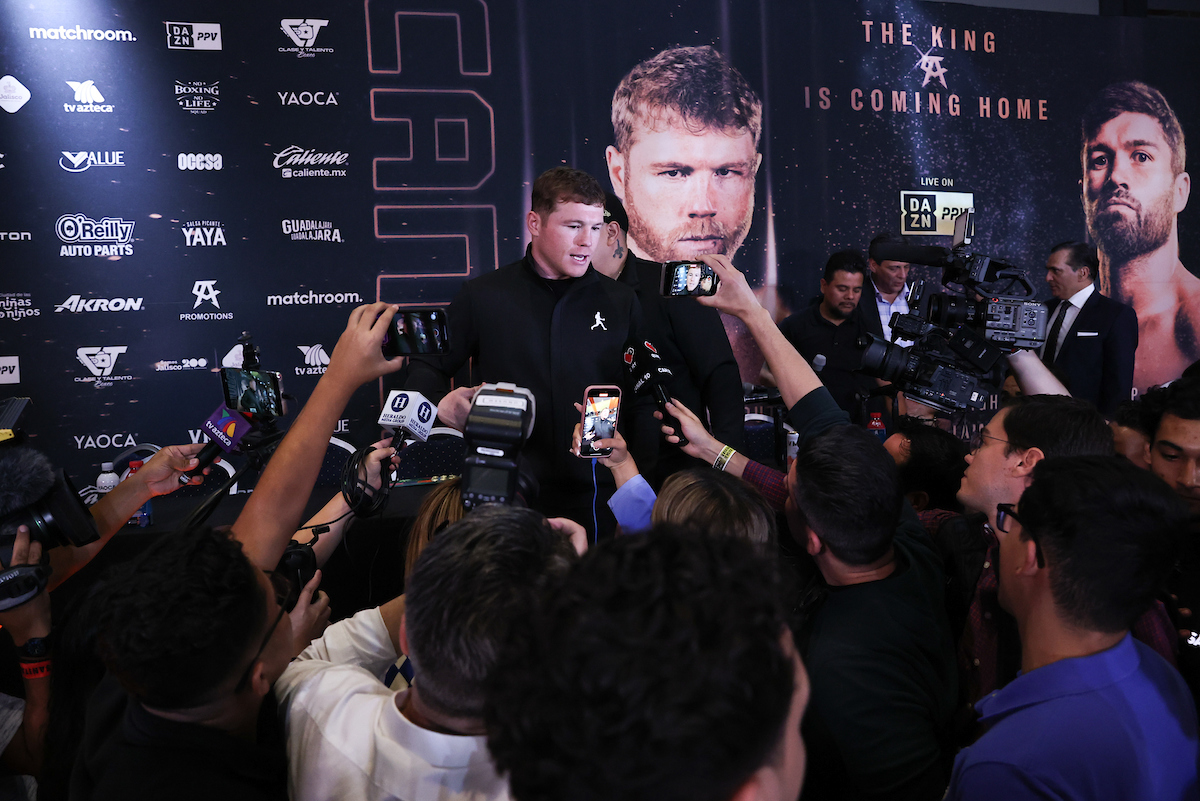 Hearn: Canelo, not controversial Davis, is the 'face of boxing'