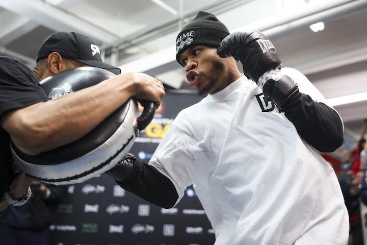 Devin Haney 'Not Paying Too Much Attention' to Ryan Garcia's Antics