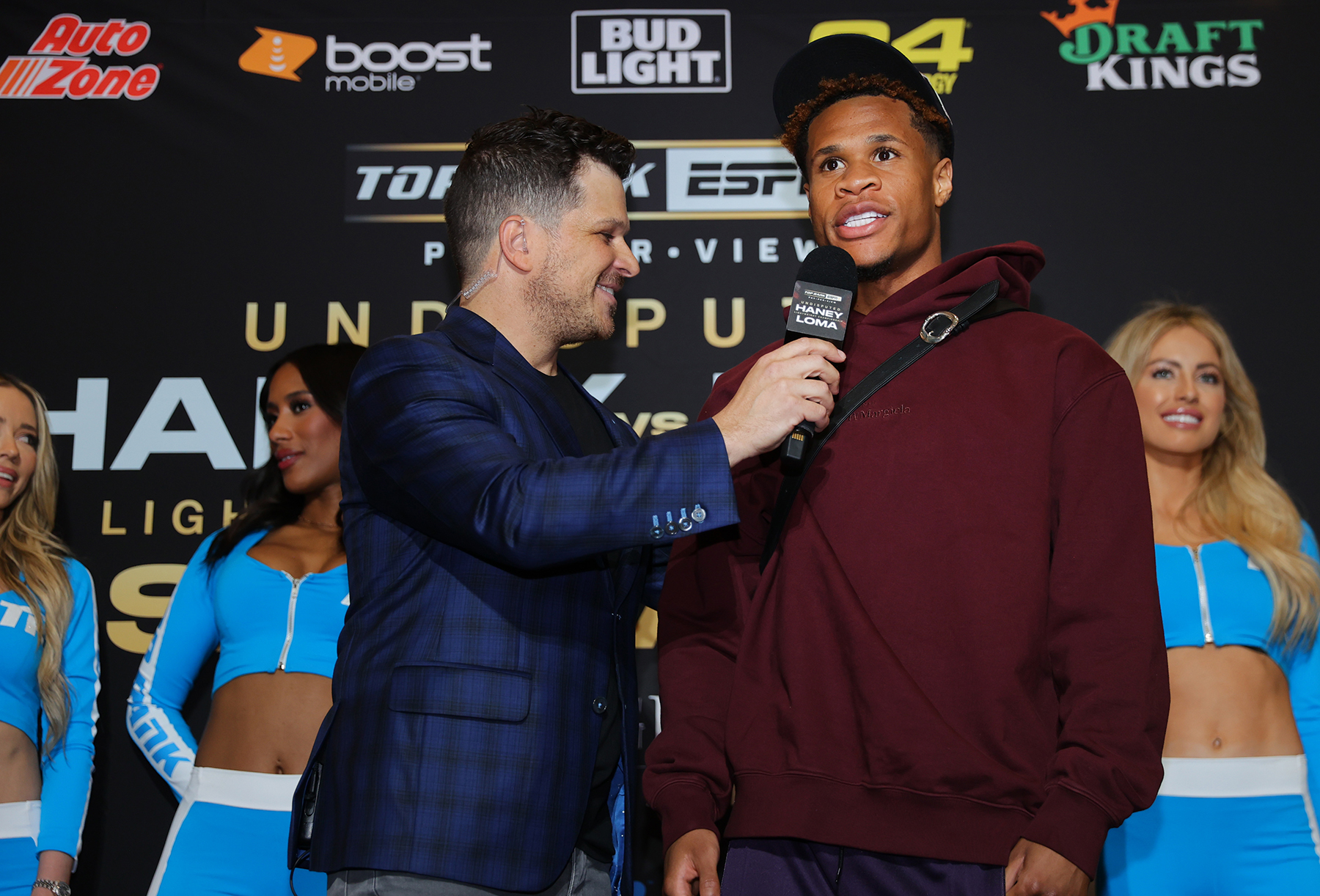 Arum eyeing winner of Taylor-Lopez for Haney's 140lbs debut