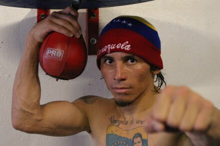 De La Hoya: 'Incredible' Valero was the hardest puncher he ever faced