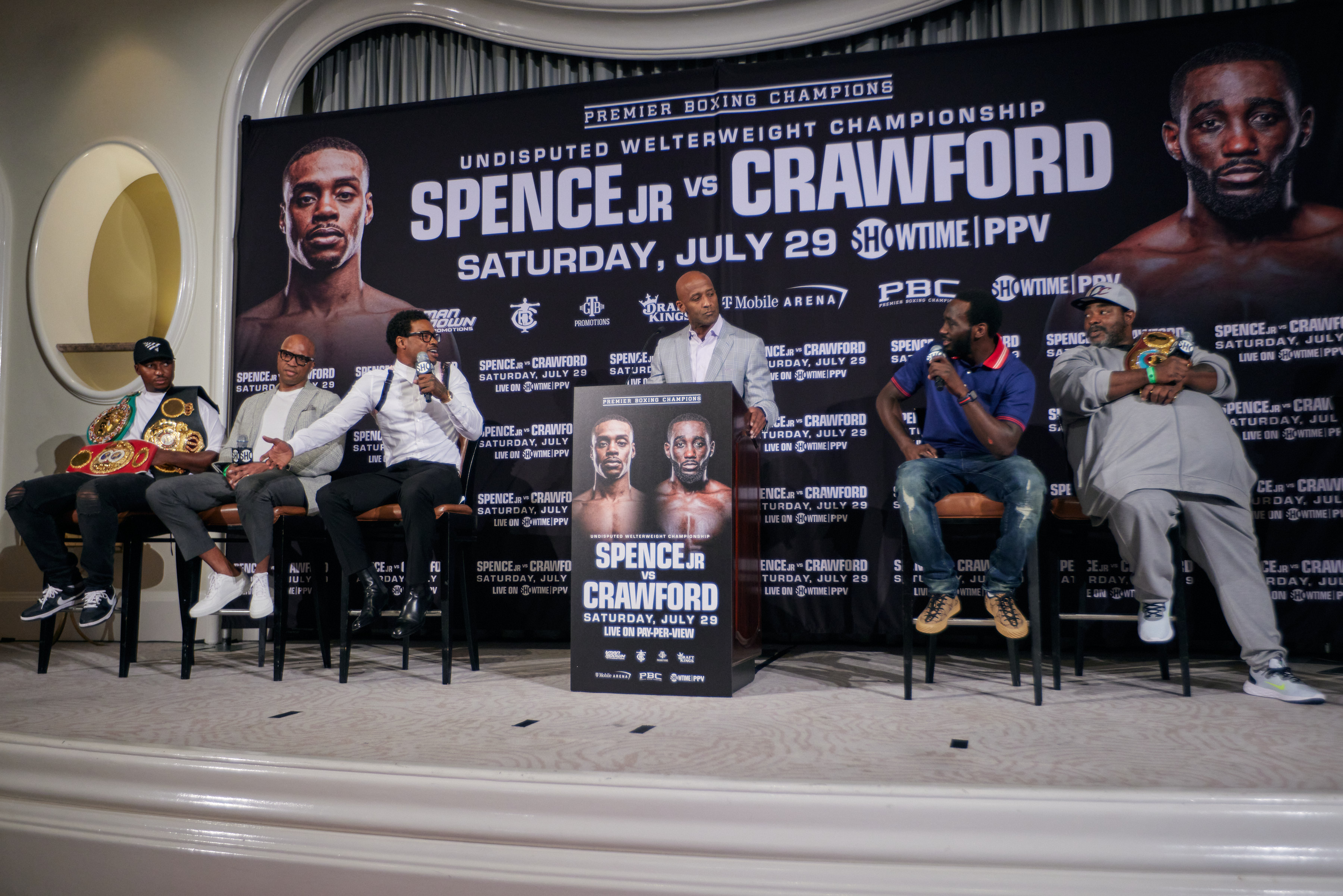 Errol Spence rates Terence Crawford's resume a '0.5' out of ten
