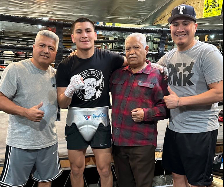Ortiz Jr. vuelve a la Academia de Boxeo con Robert García