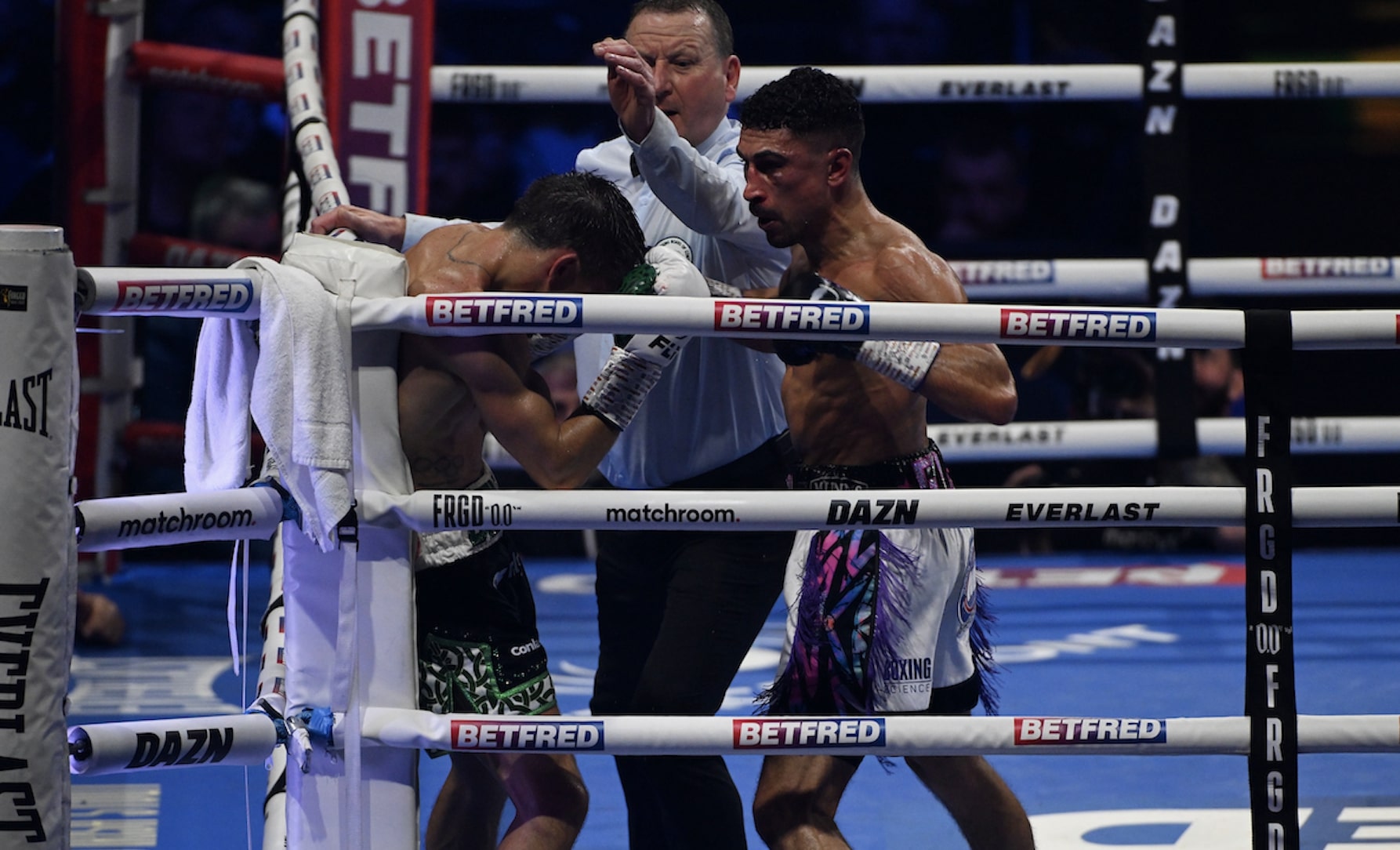 Gill scores emotional knockout win to upset Conlan in Belfast