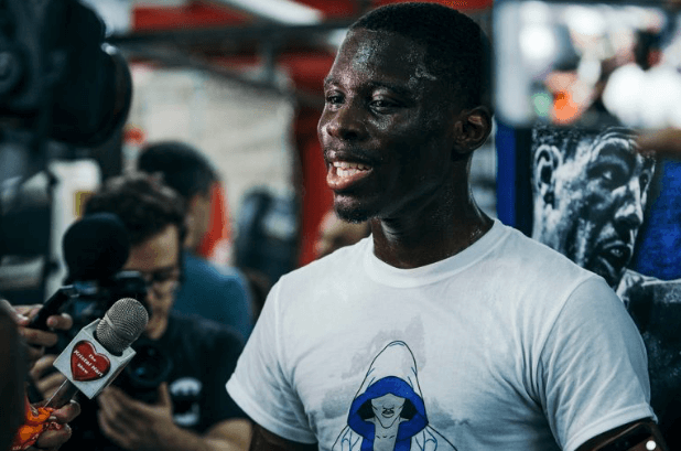 EL HÉROE LOCAL HITCHINS ESPERA UN PROGRAIS A FINALES DE AÑO