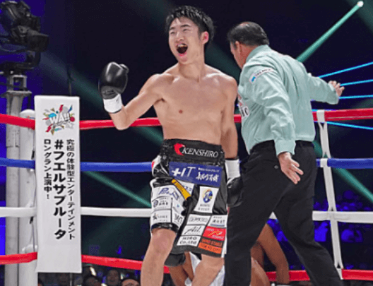 Kenshiro Teraji defiende su corona del peso mosca ligero por nocaut en el 9º asalto