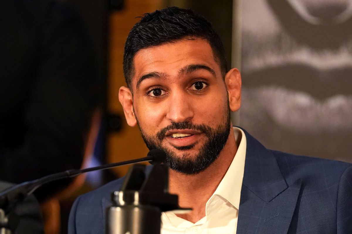 Khan ready to take Saudi cash to fight Mayweather or Pacquiao